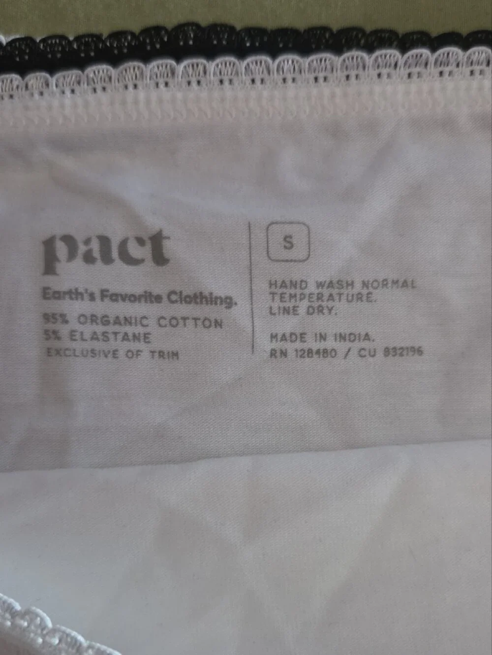 NWOT- Pact Organic- Cotton Lace-Trim Bikini Panties (3pck)